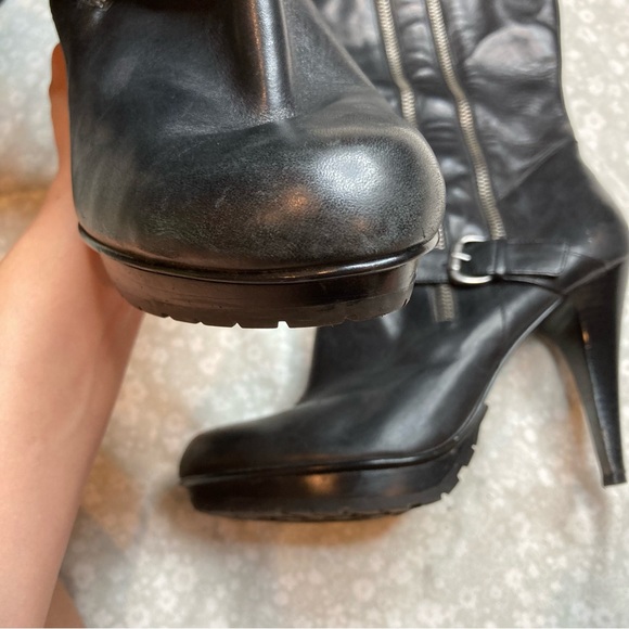 Guess Boots - Picture 16 of 16